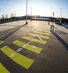 Estacionamiento en el centro comercial Manufaktura